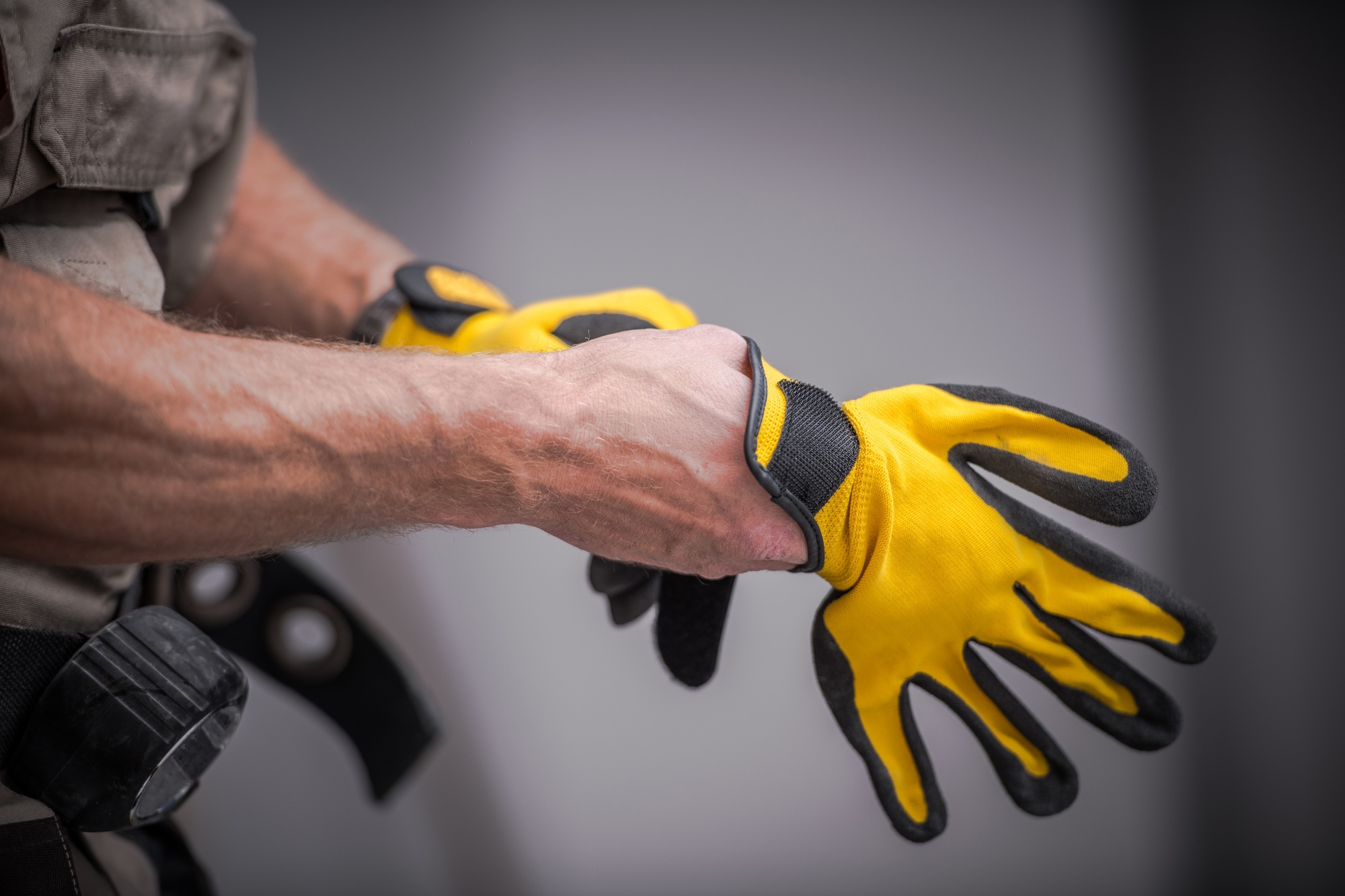 Stay Safe By Choosing The Right Work Gloves For The Job - What Your